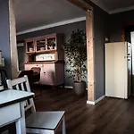 Grosses Schwarze Moewe Nahe Ueckermuende 度假居 Grambin